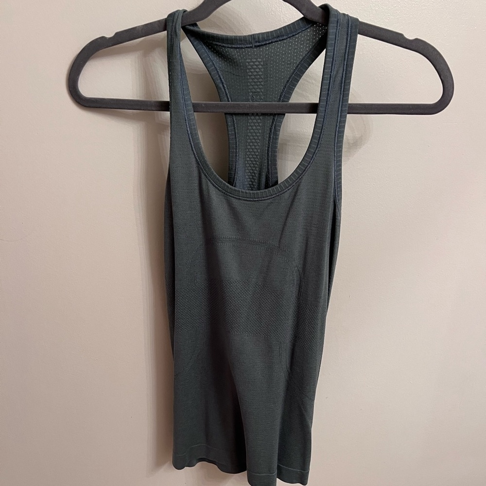 Lululemon Swiftly Tech Racerback